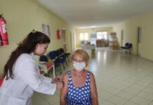 Nis muaji i hapur i vaksinimit masiv për qytetarët mbi 18 vjeç