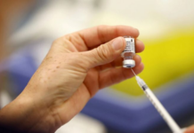 Mbërrijnë në Rinas mbi 45 mijë doza të vaksinë Pfizer