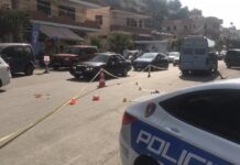 Aksident tragjik në Shëngjin/ 6-vjeçari pëplaset nga furgoni