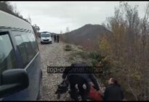 “Polic je ti ore?” Momenti kur gazetarja Anila Hoxha dhe grupi i xhirimit dhunohen nga policia