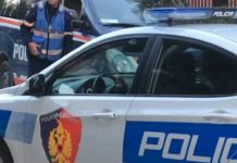 Tronditet Durrësi/ Djali vret babain me thikë në banesë