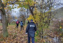 Përmbytjet në Devoll, nisin kërkimet për gjetjen e një gruaje, dyshohet se është marrë nga rrjedha e ujit