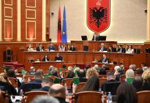 Parkimi dysh të çon në burg, shpifja “falet” për gazetarët: Kuvendi miraton ndryshime të forta në Kodin Penal