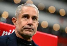 “Jam thellësisht i trishtuar!” Sylvinho flet mes lotësh pas humbjes me Poloninë. Do ta drejtojë kombëtaren edhe pas korrikut?
